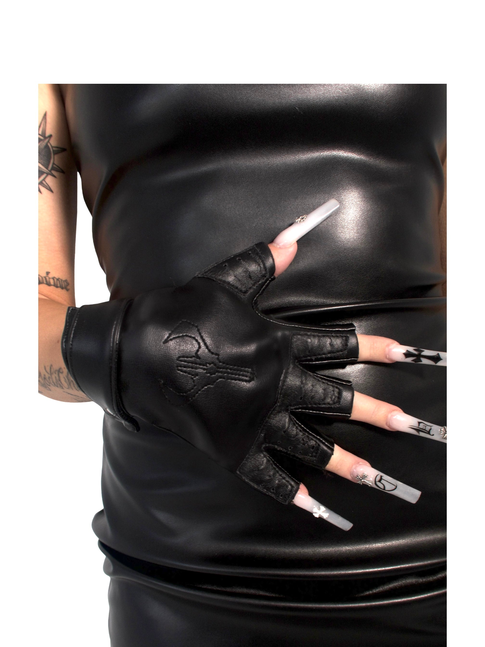Elysian gloves  Fingerless leather gloves, Leather gloves, Leather
